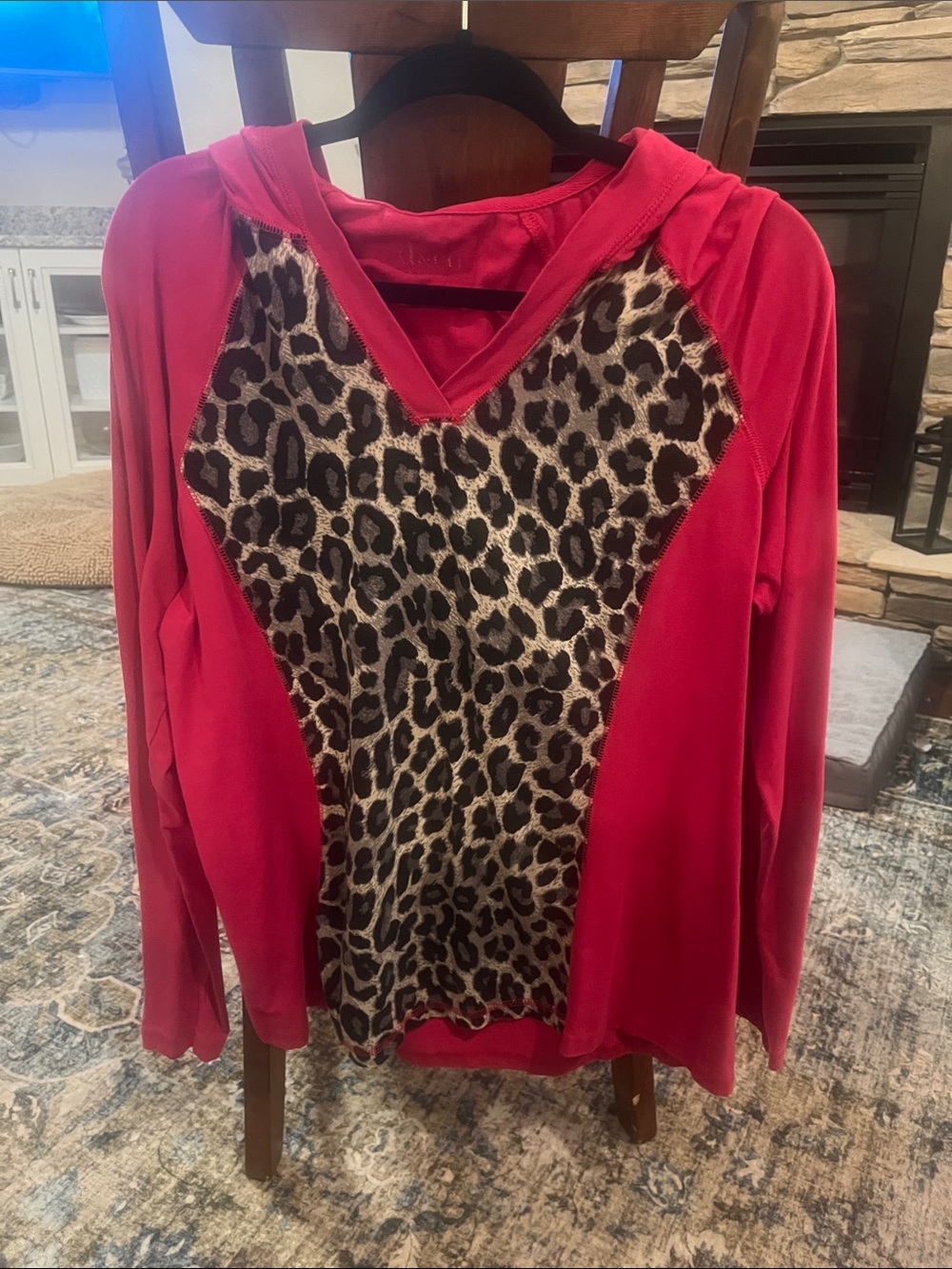 d&co Leopard V-Panel Pink Hoodie